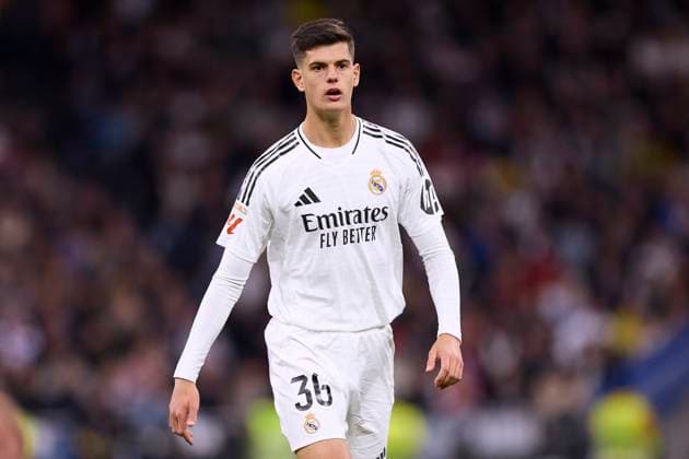 Real Madrid CF v UD Las Palmas - LaLiga EA Sports Chema Andres of Real Madrid CF looks on during the LaLiga EA Sports match between Real Madrid CF and UD Las Palmas at Estadio Santiago Bernabeu on January 19, 2025, in Madrid, Spain. Madrid Estadio Santiago Bernabeu Madrid Spain RL_RMCFvUDLP_000308 Copyright: xRicardoxLarreinax