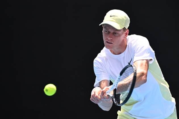TENNIS AUSTRALIAN OPEN, Jannik Sinner of Italy returns during his round 4 match against Holger Rune of Denmark during the 2025 Australian Open at Melbourne Park in Melbourne, Monday, January 20, 2025. ( NO ARCHIVING, EDITORIAL USE ONLY, NO USE IN BOOKS WITHOUT CONSENT MELBOURNE VICTORIA AUSTRALIA  Copyright: xJAMESxROSSx 20250120125286335661