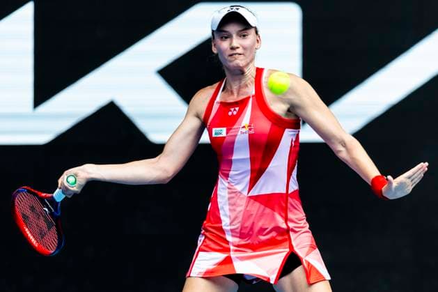 MELBOURNE, VIC - JANUARY 20: Elena Rybakina of Kazakhstan in action during Round 4 of the 2025 Australian Open on January 20 2025, at Melbourne Park in Melbourne, Australia. (Photo by Jason Heidrich Icon Sportswire) TENNIS: JAN 20 Australian Open EDITORIAL USE ONLY Icon250120072