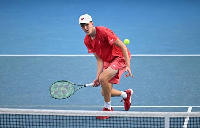 TENNIS AUSTRALIAN OPEN, Jan Kumstat of Czech Republic in action during his round 2 Junior Boys match against Cruz Hewitt of Australia during the 2025 Australian Open at Melbourne Park in Melbourne, Monday, January 20, 2025. ( NO ARCHIVING, EDITORIAL USE ONLY, NO USE IN BOOKS WITHOUT CONSENT MELBOURNE VICTORIA AUSTRALIA  Copyright: xJAMESxROSSx 20250120182655493508