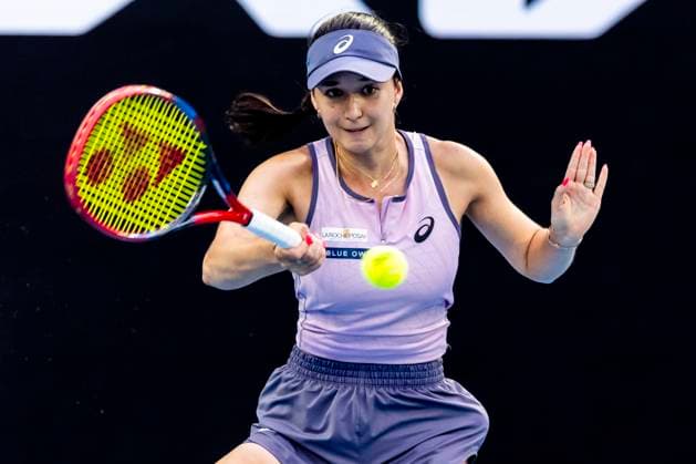MELBOURNE, VIC - JANUARY 20: Eva Lys of Germany in action during Round 4 of the 2025 Australian Open on January 20 2025, at Melbourne Park in Melbourne, Australia. (Photo by Jason Heidrich Icon Sportswire) TENNIS: JAN 20 Australian Open EDITORIAL USE ONLY Icon250120234