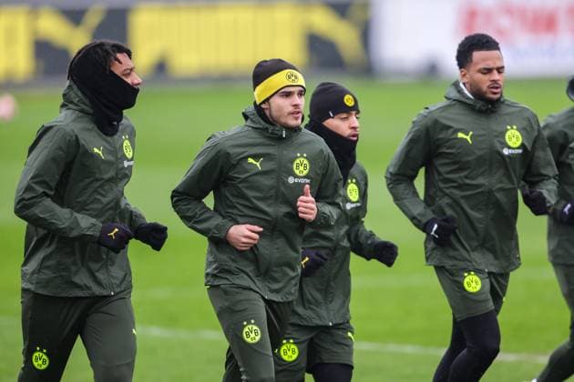 20.01.2025, Abschlusstraining Borussia Dortmund, UEFA Champions League, v. l. Filipo Mane (Borussia Dortmund), Kjell-Arik Wätjen (Borussia Dortmund), Ayman Azhil (Borussia Dortmund), Almugera Kabar (Borussia Dortmund), Dortmund BVB Trainingsgelände NRW Deutschland xRHR-FOTO DEx Copyright: DennisxEwert RHR-FOTOx RHR-FOTO DE