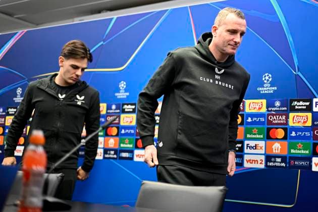 Club Brugge v Juventus - UEFA Champions League Media Activities 20 01 2025 BRUGGE, BELGIUM - JANUARY 20 : Hayen Nicky head coach of Club Brugge and Jashari Ardon midfielder of Club Brugge talking to the press during a press conference, PK, Pressekonferenz ahead of the UEFA Champions League 2024 25 League Phase MD7 match between Club Brugge and Juventus on January 20, 2025 in Brugge, Belgium, 20 01 2025 Brugge Belgium  Copyright: xNicoxVereeckenx