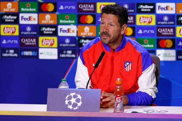 Sport Bilder des Tages January 20, 2025, Madrid, Madrid, SPAIN: Diego Pablo Simeone, head coach of Atletico de Madrid, attends his press conference, PK, Pressekonferenz ahead of the UEFA Champions League, football match against Bayer 04 Leverkusen, at Riyadh Air Metropolitano on January 20, 2025, in Madrid, Spain. Madrid SPAIN - ZUMAa181 20250120_zaa_a181_053 Copyright: xDennisxAgyemanx
