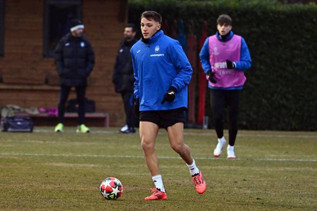 January 20, 2025, Zingonia, Italia: Atalanta s Mateo Retegui during a training session on the eve of the UEFA Champions League soccer match between Atalanta BC and Sturm Graz at Bortolotti Training Center in Zingonia, Italy, 20 January 2025. .ANSA MICHELE MARAVIGLIA Soccer: Champions League; Atalanta-Sturm Graz  - ZUMAa110 20250120_zaf_a110_022 Copyright: xMichelexMaravigliax