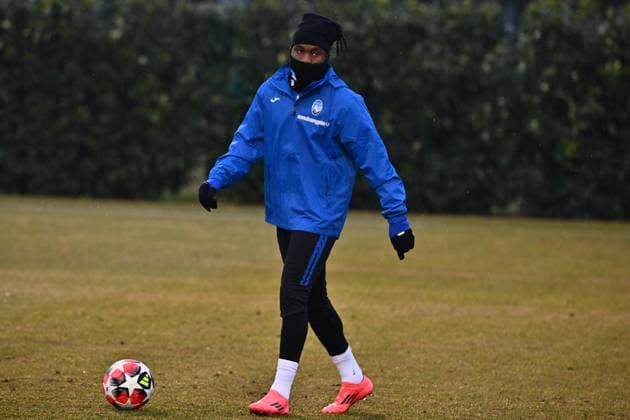 January 20, 2025, Zingonia, Italia: Atalanta s Ademola Lookman during a training session on the eve of the UEFA Champions League soccer match between Atalanta BC and Sturm Graz at Bortolotti Training Center in Zingonia, Italy, 20 January 2025. .ANSA MICHELE MARAVIGLIA Soccer: Champions League; Atalanta-Sturm Graz  - ZUMAa110 20250120_zaf_a110_026 Copyright: xMichelexMaravigliax