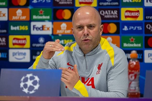 Football - UEFA Champions League - League Phase - Liverpool FC v LOSC Lille - MD-1 LIVERPOOL, ENGLAND - Monday, January 20, 2025: Liverpool s head coach Arne Slot during a press conference, PK, Pressekonferenz at Anfield ahead of the UEFA Champions League game between Liverpool FC and LOSC Lille. (Photo by David Rawcliffe Propaganda) LIVERPOOL Anfield MERSEYSIDE ENGLAND  Copyright: xDavidxRawcliffex P2025-01-20-Liverpool_Lille_MD-1-56