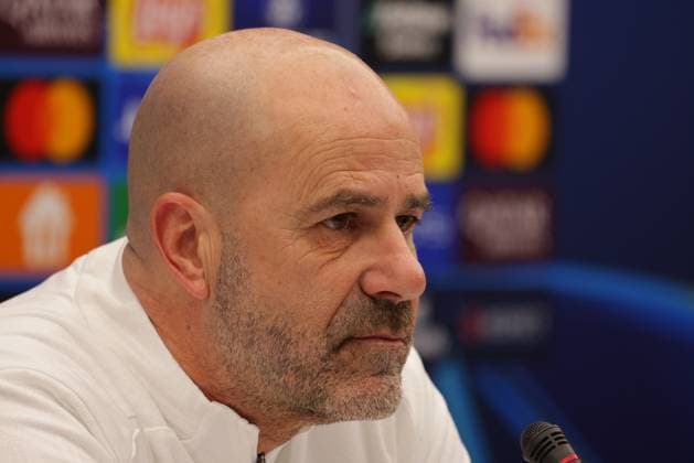 CRVENA ZVEZDA vs PSV EINDHOVEN PETER BOSZ Peter Bos trener fudbalera PSV Ajndhovena pres konferencija pred utakmicu UEFA Lige Sampiona protiv Crvene zvezde na stadionu Rajko Mitic, Beograd 20.01.2025. godine Fudbal, Crvena zvezda, UEFA Liga Sampiona , PSV Ajndhoven Belgrade Rajko Mitic stadium Serbia Copyright: xACx xMNxPressx