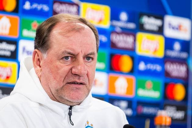 SLOVAN BRATISLAVA - STUTTGART press conference, PK, Pressekonferenz Head coach of Slovan Vladimir Weiss sr speaks during the press conference ahead of UEFA Champions League, league stage match between SK Slovan Bratislava and VfB Stuttgart. Bratislava, Slovakia, January 20, 2025. PUBLICATION NOT IN SLOVAKIA Copyright: xx 080A2906