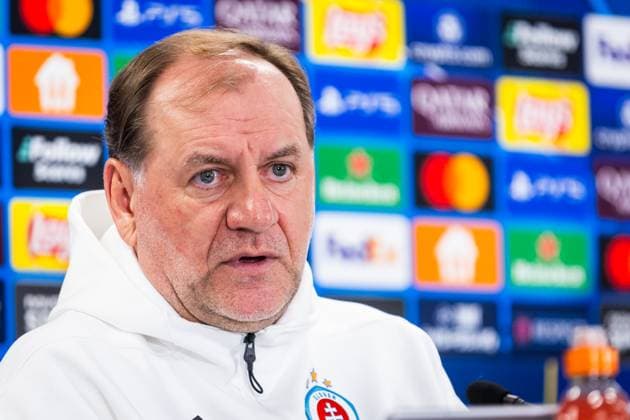 SLOVAN BRATISLAVA - STUTTGART press conference, PK, Pressekonferenz Head coach of Slovan Vladimir Weiss sr speaks during the press conference ahead of UEFA Champions League, league stage match between SK Slovan Bratislava and VfB Stuttgart. Bratislava, Slovakia, January 20, 2025. PUBLICATION NOT IN SLOVAKIA Copyright: xx 080A2957