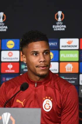 Player Ismael Jakobs of Galatasaray seen during the press conference, PK, Pressekonferenz a day before the UEFA Europa League game 7 Between Galatasaray and Dynamo Kiev in Istanbul at Rams Park Stadium , Istanbul , Turkey on January 20 , 2025. ( Photo by Seskimphoto ) Istanbul Turkey Istanbul Turkey Copyright: xSeskimphotox IsmaelJakobs_200125 (3)