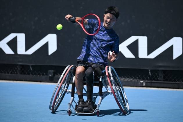 TENNIS AUSTRALIAN OPEN, Takuya Miki of Japan during his round one Wheelchair Singles match against Gustavo Fernandez of Argentina during the 2025 Australian Open at Melbourne Park in Melbourne, Tuesday, January 21, 2025. ( NO ARCHIVING, EDITORIAL USE ONLY, NO USE IN BOOKS WITHOUT CONSENT MELBOURNE VICTORIA AUSTRALIA  Copyright: xJOELxCARRETTx 20250121156121803367
