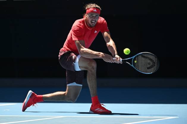 TENNIS AUSTRALIAN OPEN, Alexander Zverev of Germany during his 1 4 final match against Tommy Paul of USA during the 2025 Australian Open at Melbourne Park in Melbourne, Tuesday, January 21, 2025. ( NO ARCHIVING, EDITORIAL USE ONLY, NO USE IN BOOKS WITHOUT CONSENT MELBOURNE VICTORIA AUSTRALIA  Copyright: xLUKASxCOCHx 20250121135874900251