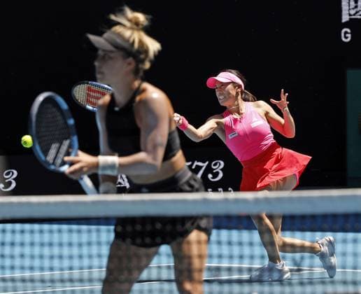 Tennis: Australian Open Miyu Kato (R) of Japan and Renata Zarazua of Mexico play against Gabriela Dabrowski of Canada and Erin Routliffe of New Zealand in the women s doubles quarterfinals at the Australian Open tennis tournament in Melbourne on Jan. 21. 2025.  A14AA0004018642P