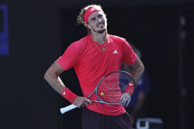 Alexander Zverev, GER, during quarterfinals of 2025 Australian Open in Melbourne, 21 01 2025; -