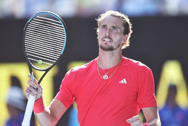 Alexander Zverev, GER, during quarterfinals of 2025 Australian Open in Melbourne, 21 01 2025; -