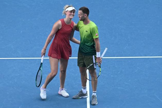 TENNIS AUSTRALIAN OPEN, Michael Venus (right) and Erin Routliffe of New Zealand react during their Mixed doubles 1 4 final match against Asia Muhammad of USA and Andres Molteni of Argentina during the 2025 Australian Open at Melbourne Park in Melbourne, Tuesday, January 21, 2025. ( NO ARCHIVING, EDITORIAL USE ONLY, NO USE IN BOOKS WITHOUT CONSENT MELBOURNE VICTORIA AUSTRALIA  Copyright: xLUKASxCOCHx 20250121160268615227