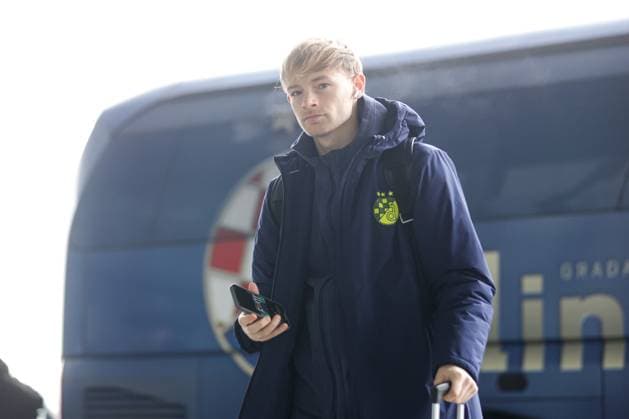 GNK Dinamo Zagreb depart for London Maxime Bernauer of Dinamo Zagreb arrive at Franjo Tudjman International Airport before departing to London on January 21, 2025. in Zagreb, Croatia. Dinamo Zagreb will play against Arsenal in the UEFA Champions League.  LukaxStanzl PIXSELL