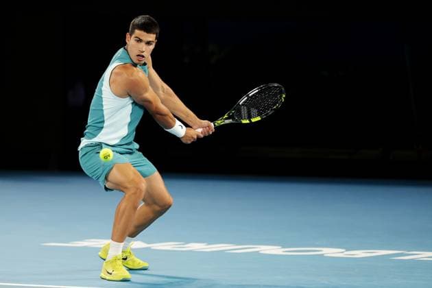 Sport Bilder des Tages Carlos Alcaraz during his Quarter-final match against Djokovic in the Rod Laver Arena Australian Open, Day Ten, Tennis, Melbourne Park, Melbourne, Australia - 21 Jan 2025  Copyright: xRachelxBach Shutterstockx 15108797db