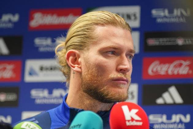 Deutschland: Fussball 2. Bundesliga 2024 2025, FC Schalke 04, Training (Gelsenkirchen): Loris Karius (Schalke 04, 27) Pressegespräch