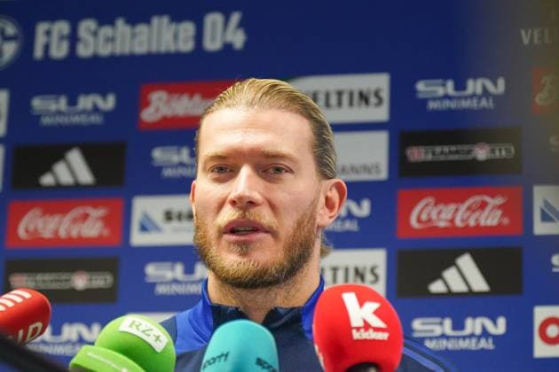 Deutschland: Fussball 2. Bundesliga 2024 2025, FC Schalke 04, Training (Gelsenkirchen): Loris Karius (Schalke 04, 27) Pressegespräch