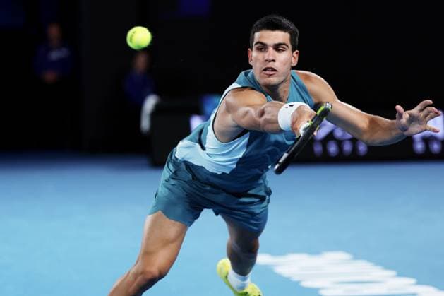 Carlos Alcaraz during his Quarter-final match against Djokovic in the Rod Laver Arena Australian Open, Day Ten, Tennis, Melbourne Park, Melbourne, Australia - 21 Jan 2025  Copyright: xEllaxLing Shutterstockx 15108779cb