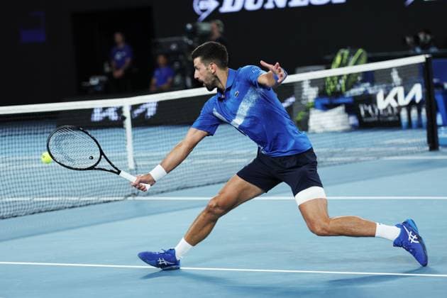 Novak Djokovic during his Quarter-final match against Alcaraz in the Rod Laver Arena Australian Open, Day Ten, Tennis, Melbourne Park, Melbourne, Australia - 21 Jan 2025  Copyright: xEllaxLing Shutterstockx 15108779fi