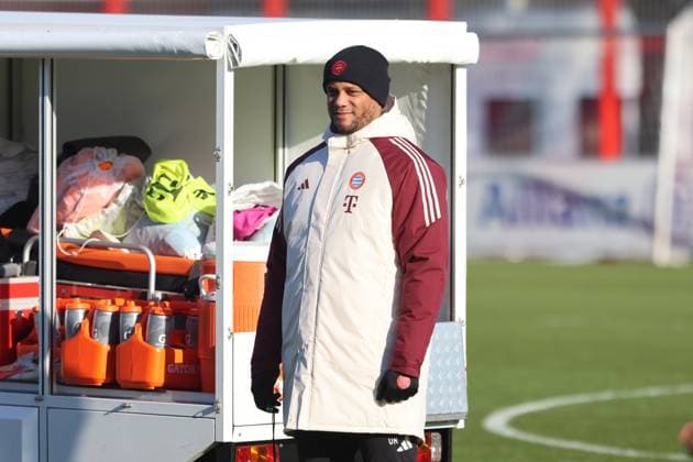 Trainer Vincent Kompany, Portraet, Portrait, Fussball Abschlusstraining - FC Bayern München vor UEFA Champions League-Spiel vs. Feyenoord Rotterdam 21.01.2025 Trainingsgelände, Säbenerstr. FOTO: Mladen Lackovic LakoPress