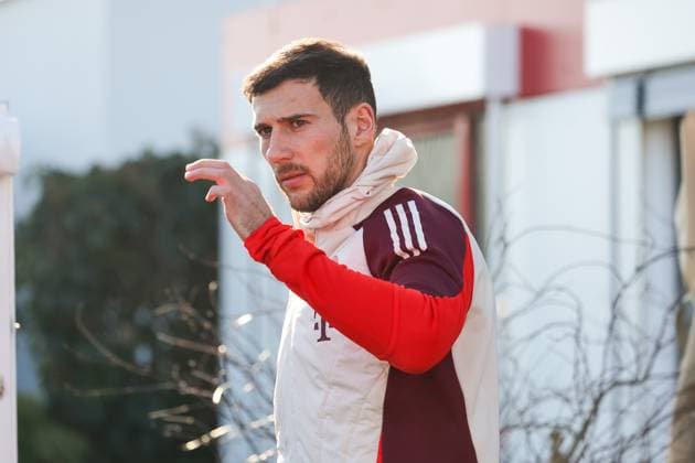 Leon Goretzka (FC Bayern Muenchen, 08) kommt aus der Kabine, auf dem Weg zum Trainingsplatz, GER, Abschlusstraining, FC Bayern Muenchen, Fussball, UEFA Champions League, 7. Spieltag, Saison 2024 2025, 21.01.2025, GER, Abschlusstraining, FC Bayern Muenchen, Fussball, UEFA Champions League, 7. Spieltag, Saison 2024 2025, 21.01.2025 Muenchen Copyright: xEibner-Pressefoto JennixMaulx EP_JML