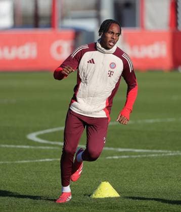 21.01.2025, Champions League FC Bayern Abschlusstraining, Saebenerstrasse Muenchen, Fussball, im Bild: Mathys Tel (FC Bayern Muenchen)