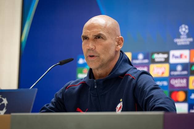 SOCCER - UEFA CL, Madrid vs RBS MADRID,SPAIN,21.JAN.25 - SOCCER - UEFA Champions League, Real Madrid CF vs Red Bull Salzburg, preview, press conference, PK, Pressekonferenz RBS. Image shows head coach Thomas Letsch (RBS).  GEPAxpictures xFelipexMondino