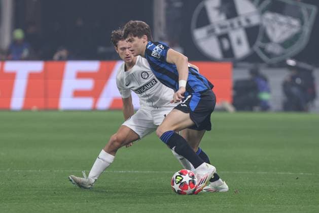 Atalanta s Marco Palestra Sturm& x2019;s William Boving during the 2024 2025 Uefa Champions League soccer match between Atalanta and Sturm Graz at Gewiss Stadium in Bergamo , North Italy - Tuesday , January 21 , 2025. - Soccer .  Copyright: xStefanoxNicoli LaPressex