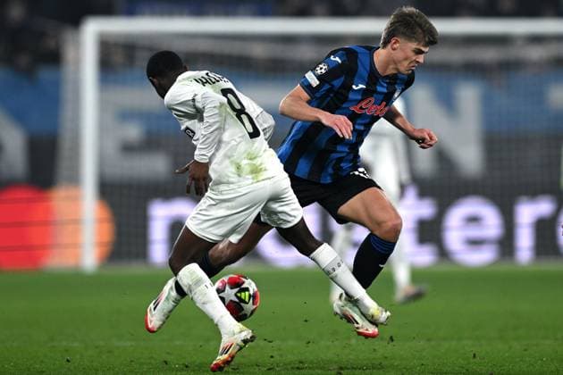 Mg Bergamo 21 01 2025 - Champions League Atalanta-Sturm Graz foto Matteo Gribaudi Image nella foto: Charles De Ketelaere-Malick Yalcouye 