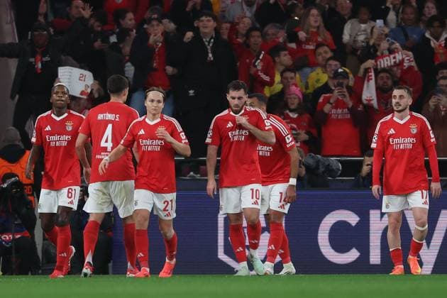 Portugal, Estadio do SL Benfica Lisbon 21. January 2025 Uefa Champions League phase 2024 25 Matchday 7, S.L.Benfica - FC Barcelona, Barca v.l., S.L.Benfica Torjubel, Goal celebration, celebrate the goal Copyright: JoaquimxFerreira
