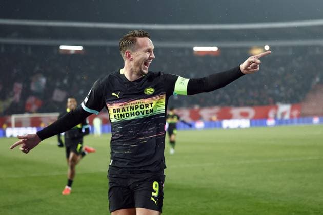 BELGRADO - Luuk de Jong of PSV Eindhoven celebrates the 0-2 during the UEFA Champions League match between Red Star Belgrade and PSV Eindhoven at Stadion Rajko Mitic on Jan. 21, 2025 in Belgrade, Serbia. ANP SEM VAN DER WAL UEFA Champions League 2024 25 League Phase MD7 2024 25 xVIxANPxSportx xxANPxIVx 518032698 originalFilename: 518032698.jpg