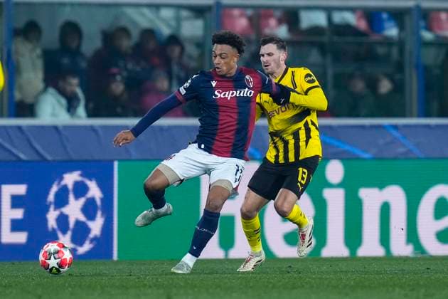Dan Ndoye of Bologna FC competes for the ball with Pascal Gross of Borussia Dortmund during the Uefa Champions League match between Bologna FC and Borussia Dortmund at Stadio Renato Dall Ara Bologna Italy on 21 January 2025. Bologna Stadio Renato Dall Ara Bologna Italy Copyright: xPhotoxGoalxPixx SP24-1103-008