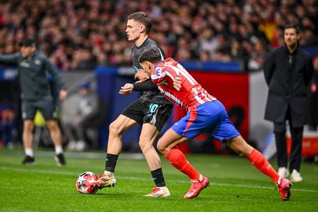 Florian Wirtz (Bayer 04 Leverkusen) und Nahuel Molina (Atletico de Madrid) battle for the ball during the UEFA Champions League 2024 25 League Phase MD7 match between Atletico de Madrid and Bayer 04 Leverkusen at Estadio Civitas Metropolitano on January 21, 2025 in Madrid, Spain. (Photo by Harry Langer DeFodi Images) Defodi-541_ATLBAY20250121_054