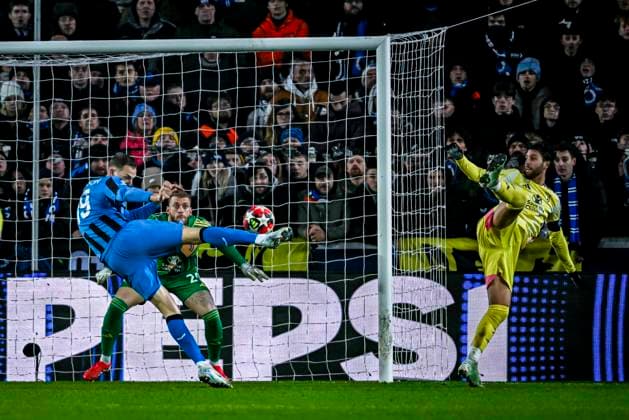 Club Brugge forwarder Gustaf Nilsson, Juventus goalkeeper Michele Di Gregorio, Juventus midfielder Manuel Locatelli, during the match Club Brugge - Juventus at the Jan Beydelstadium for the UEFA Champions League - League phase - Matchday 7 season 2024-2025 in BRUGGE, Belgium on 21 januari 2025, (photo by Stefan Koops EYE4images DeFodi Images) Defodi-746_209683