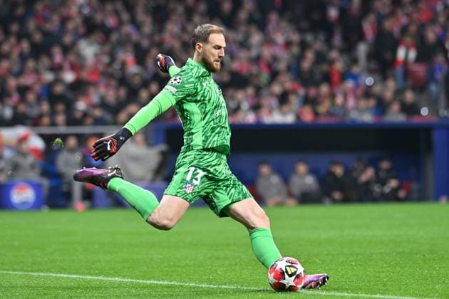 January 21, 2025, Madrid, Madrid, Spain: 13 JAN OBLAK of Club Atlo tico de Madrid during the UEFA Champions League 2024 25 League match between Atletico de Madrid and Bayer Leverkusen at Estadio Riyadh Air Metropolitano on Junuary 21, in Madrid, Spain. Madrid Spain - ZUMAc312 20250121_zsp_c312_056 Copyright: xOscarxManuelxSanchezx