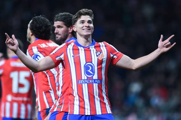 (250122) -- MADRID, Jan. 22, 2025 -- Julian Alvarez of Atletico de Madrid celebrates a goal during the Champions League football match between Atletico de Madrid and Bayer Leverkusen, in Madrid, Spain, on Jan. 21, 2025. (Photo by Xinhua) (SP)SPAIN-MADRID-FOOTBALL-CHAMPIONS LEAGUE-ATLETICO DE MADRID-BAYER LEVERKUSEN GustavoxValiente 