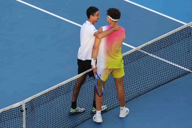 Ben Shelton meets Lorenzo Sonego at the net after winning his Quarter-final match in the Rod Laver Arena Australian Open, Day Eleven, Tennis, Melbourne Park, Melbourne, Australia - 22 Jan 2025  Copyright: xRachelxBach Shutterstockx 15108798cy