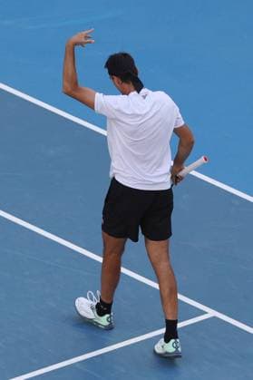 Lorenzo Sonego gestures during his Quarter-final match against Shelton in the Rod Laver Arena Australian Open, Day Eleven, Tennis, Melbourne Park, Melbourne, Australia - 22 Jan 2025  Copyright: xRachelxBach Shutterstockx 15108798df