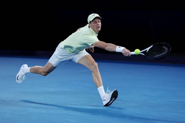 Jannik Sinner during his Quarter-final match against Alex de Minaur in the Rod Laver Arena Australian Open, Day Eleven, Tennis, Melbourne Park, Melbourne, Australia - 22 Jan 2025  Copyright: xEllaxLing Shutterstockx 15108780do