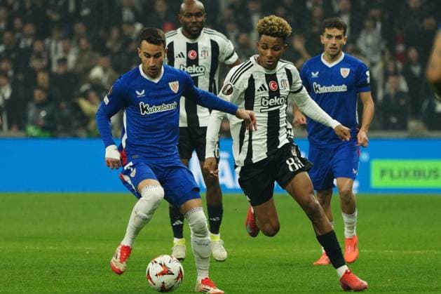 Gedson Fernandes (R) of Besiktas and Alex Berenguer (L) of Athletic Bilbao battle for the ball during the UEFA Europa League 2024 25 League Phase MD7 match between Besiktas JK and Athletic Club at Tupras Stadium on January 22, 2025 in Istanbul, Turkey. (Photo by Seskimphoto ) Besiktas v Athletic Bilbao - UEFA Europa League 2024 25 