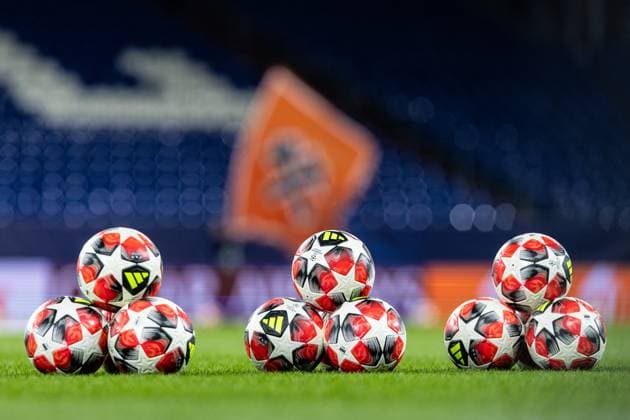 UEFA Champions League: FC Shakhtar Donetsk - Stade Brest; 22.01.2025 Spielbälle der UEFA Champions League liegen auf dem Rasen. UEFA Champions League: FC Shakhtar Donetsk - Stade Brest; Arena AufSchalke, Gelsenkirchen; 22.01.2025 Copyright: xBEAUTIFULxSPORTS Buriakovx