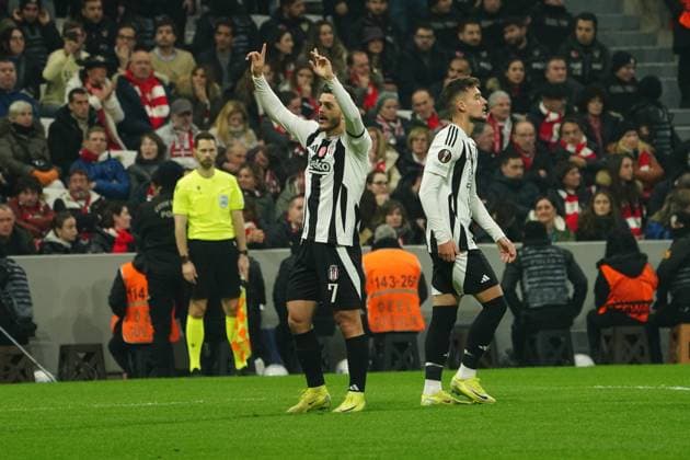 Milot Rashica (7) of Besiktas celebrates after scoring the first goal of his team during the UEFA Europa League 2024 25 League Phase MD7 match between Besiktas JK and Athletic Club at Tupras Stadium on January 22, 2025 in Istanbul, Turkey. (Photo by Seskimphoto ) Besiktas v Athletic Bilbao - UEFA Europa League 2024 25 