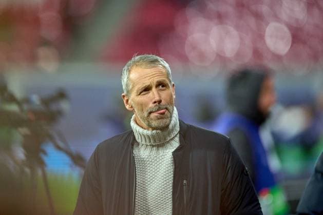 22.01.2025, Fußball, Männer, Champions League, Ligaphase, 2024 2025, Spieltag 7, RB Leipzig - Sporting Lissabon Marco Rose (Cheftrainer, RB Leipzig), Portrait, auf dem Weg zum Interview Leipzig Red Bull Arena Sachsen Deutschland
