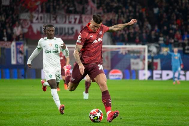 GER, Leipzig, RB Leipzig vs. Sporting Lissabon, 7. Spieltag UEFA Champions League Ligaphase im Bild v.l.: Benjamin Sesko (RB Leipzig 30), einzeln, Torschuss 22.01.2025, UEFA REGULATIONS PROHIBIT ANY USE OF PHOTOGRAPHS AS IMAGE SEQUENCES AND OR QUASI-VIDEO, Copyright: HMBxMedia PaulxFritz