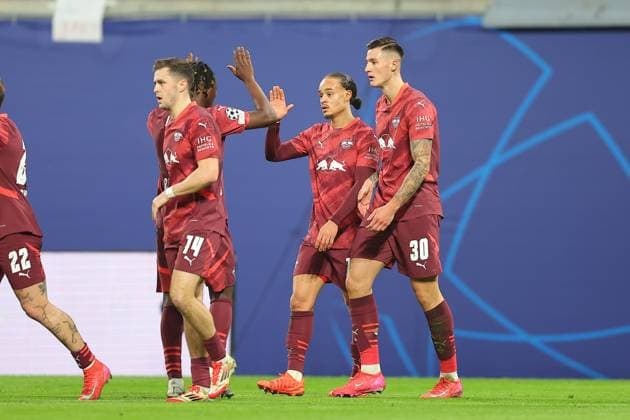 RB Leipzig - Sporting Lissabon Champions League Leipzig, 22.01.2025, Red Bull Arena, Fussball, Männer, Saison 2024 2025, UEFA Champions League, 7. Spieltag , RB Leipzig - Sporting Lissabon , Im Bild v.l.: Tor für RB Leipzig, Torjubel nach dem 1:0, Torschütze Benjamin Sesko (30, RB Leipzig) ,