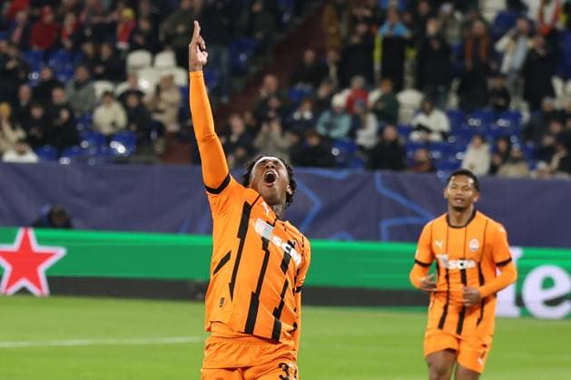 Sport Bilder des Tages Die Spieler von Shakhtar Donetsk freuen sich über das Tor zum 1:0 durch Kevin (Shakhtar Donetsk) beim Spiel der Champions League (Saison 2024 25) Schachtar Donezk - Stade Brest Copyright: Thomas Pakusch